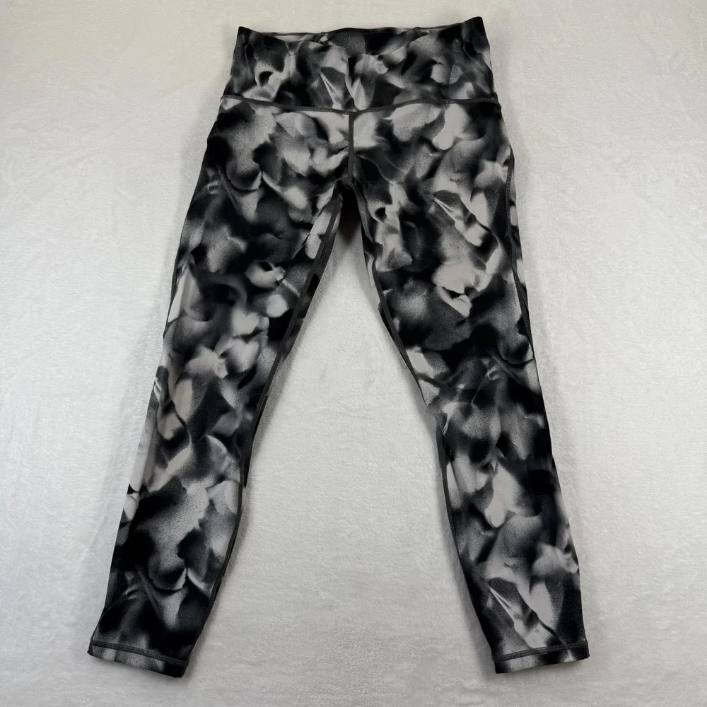Lululemon High Rise Mesh Panel Leggings Abstract Black White Grey Size 10‎